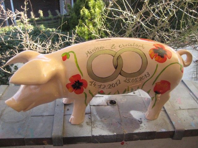 Sparschwein mit rotem Mohn_1