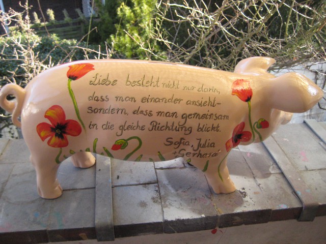 Sparschwein mit rotem Mohn_2